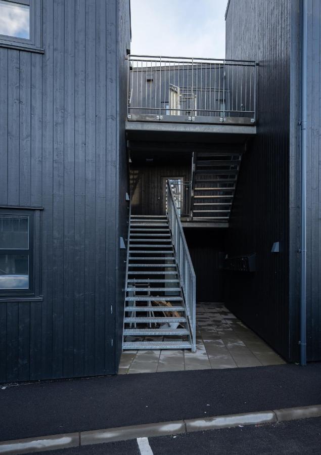 New 2 Bedroom Apt - Ocean And Mountain View Tórshavn Exteriér fotografie